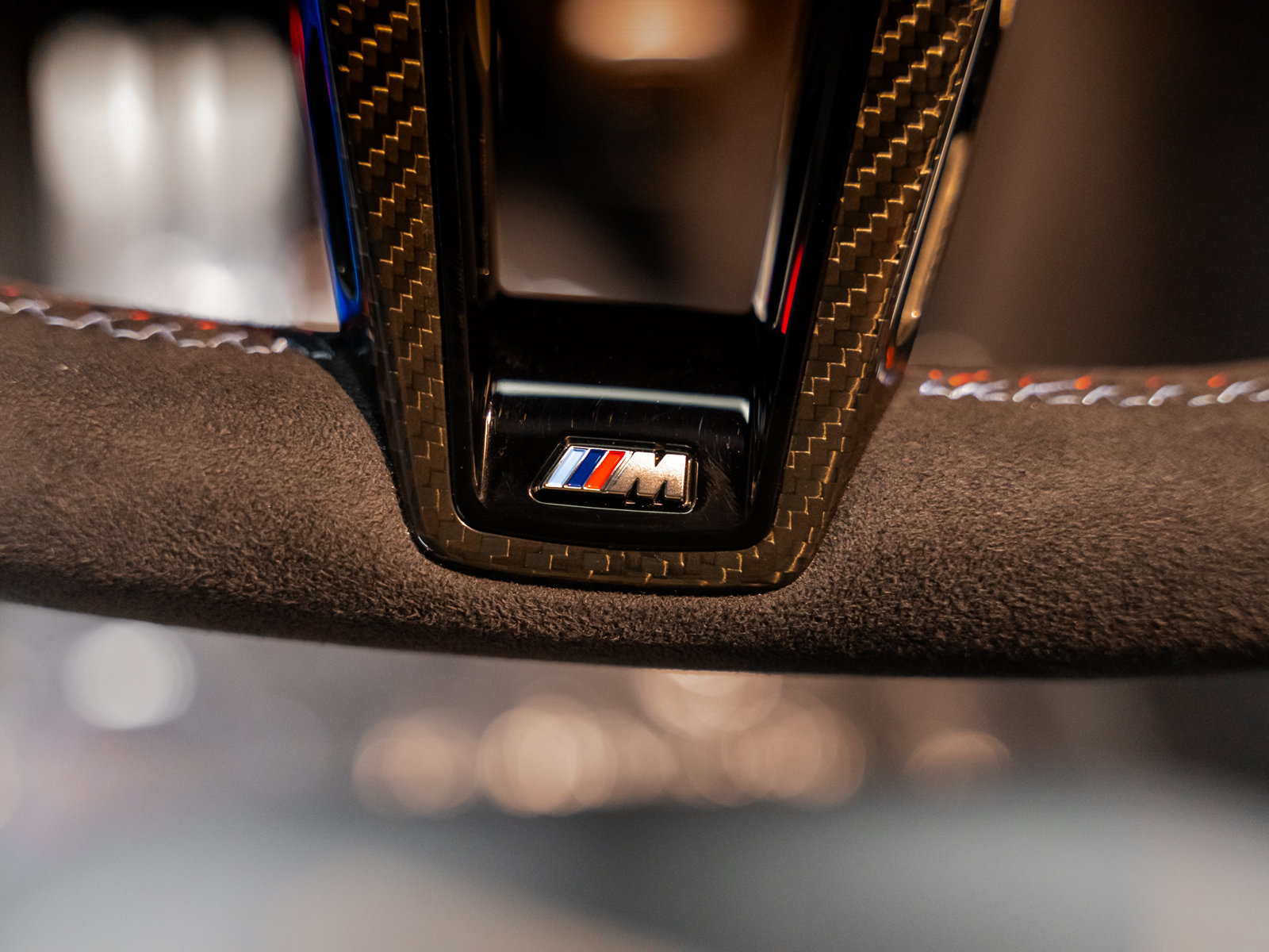Used 2025 BMW M2 w/ Lighting Package RWD image 59