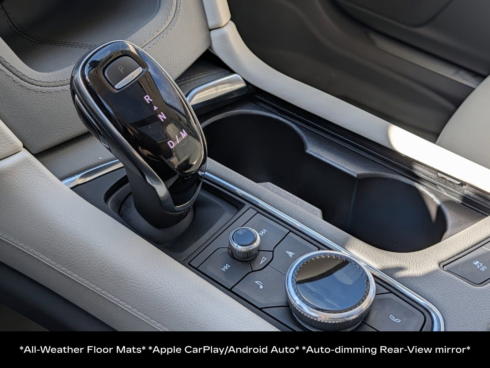 Used 2021 Cadillac XT5 Premium Luxury image 14