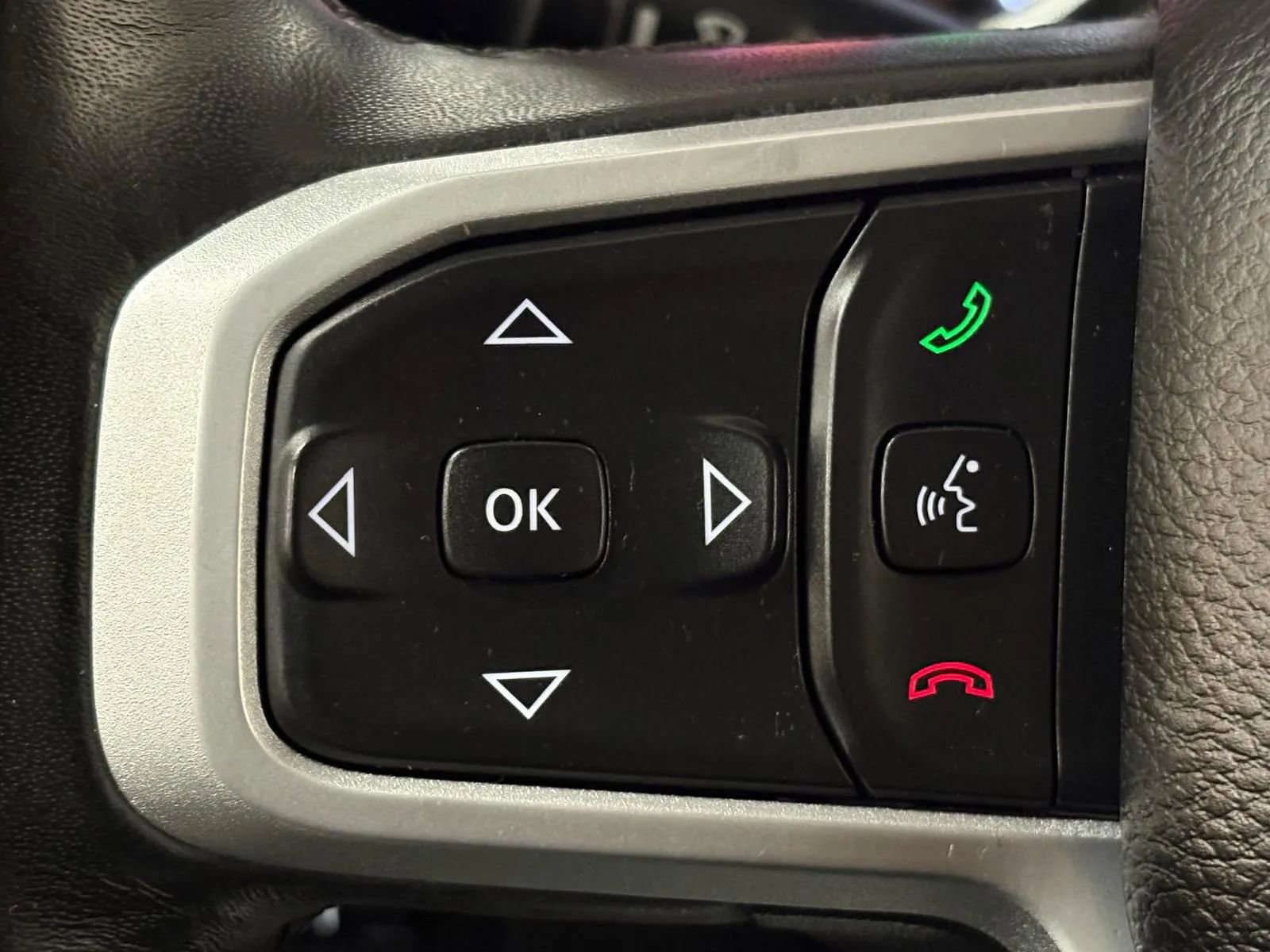 Used 2019 RAM 1500 Big Horn AWD/4WD image 30