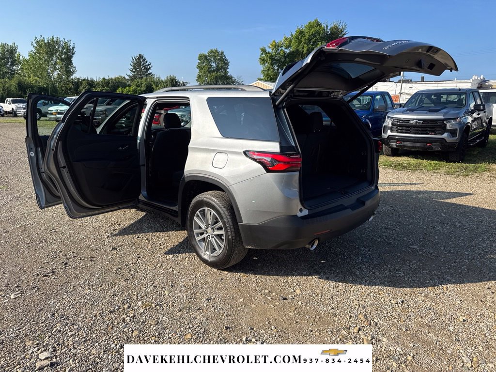 Used 2023 Chevrolet Traverse LT AWD/4WD image 27