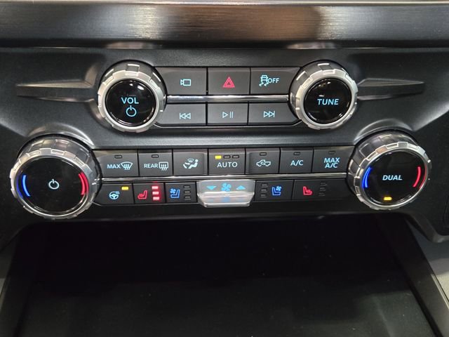 New 2026 Ford F250 Lariat w/ FX4 Off-Road Package image 16