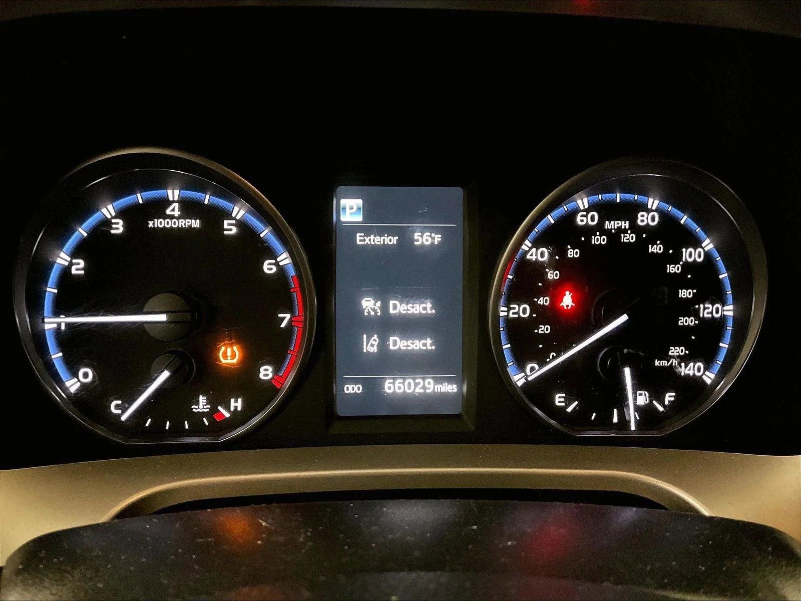 Used 2017 Toyota RAV4 XLE w/ Premium Special Value Package image 19