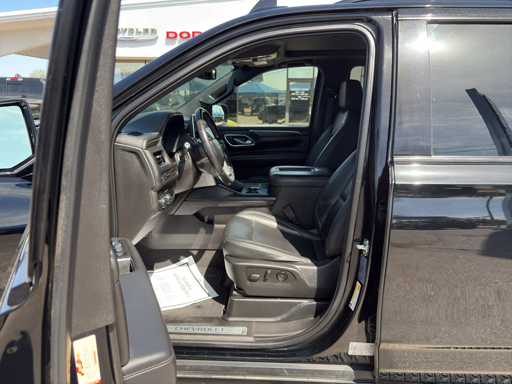 Used 2021 Chevrolet Suburban Z71 AWD/4WD image 12