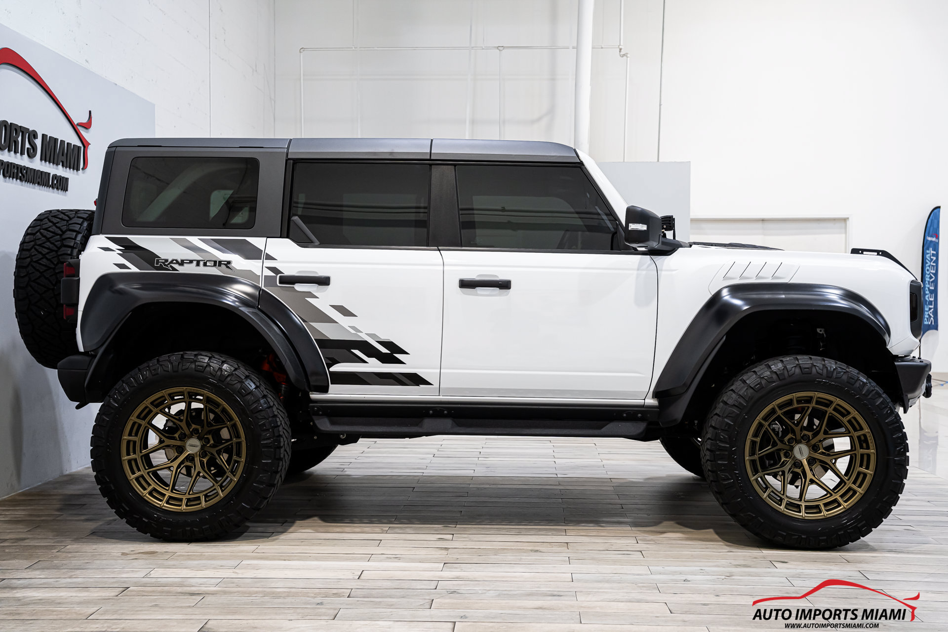 Used 2023 Ford Bronco Raptor AWD/4WD image 29