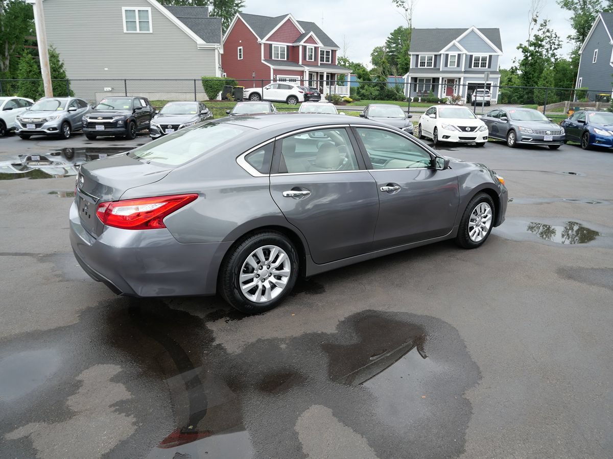 Used 2017 Nissan Altima 2.5 S w/ Power Driver Seat Package FWD image 7
