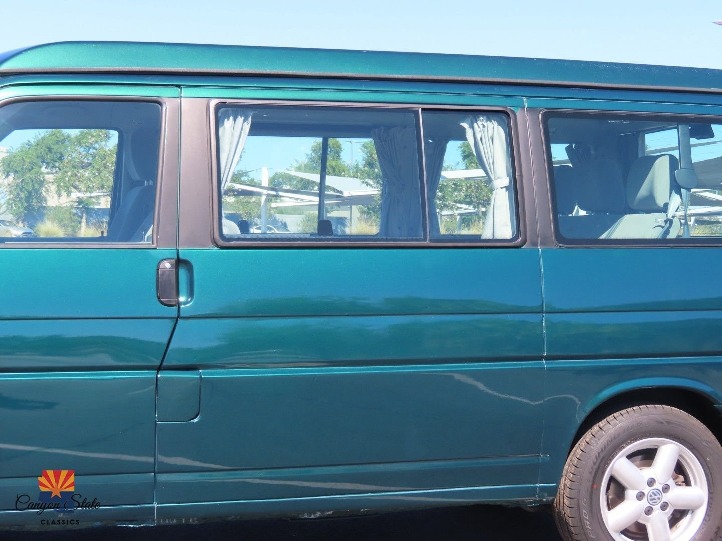 Used 2003 Volkswagen Eurovan MV image 34