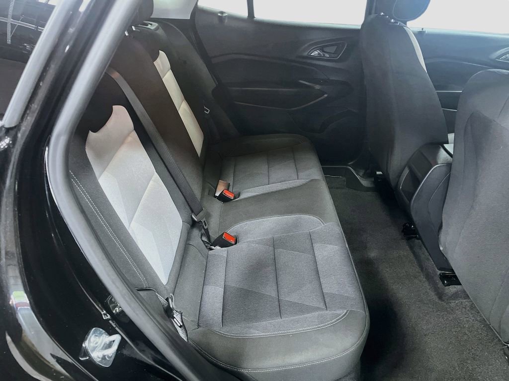 Used 2025 Chevrolet Trax LS w/ Driver Confidence Package FWD image 25