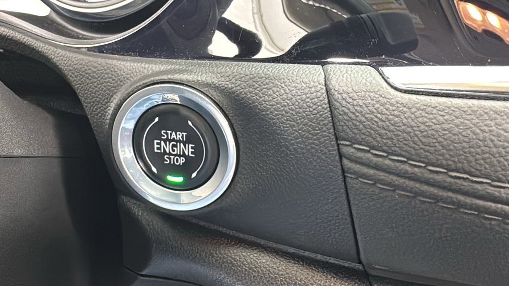 Used 2023 Buick Encore GX Select image 23