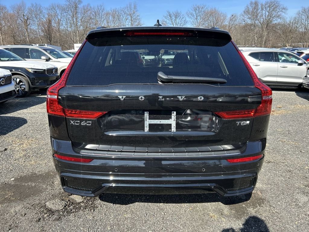 Certified 2025 Volvo XC60 T8 Plus w/ Protection Package Premier image 7