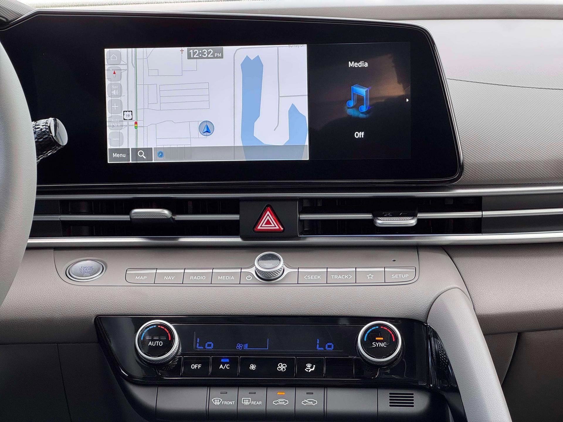 New 2026 Hyundai Elantra Sport w/ Cargo Package image 19