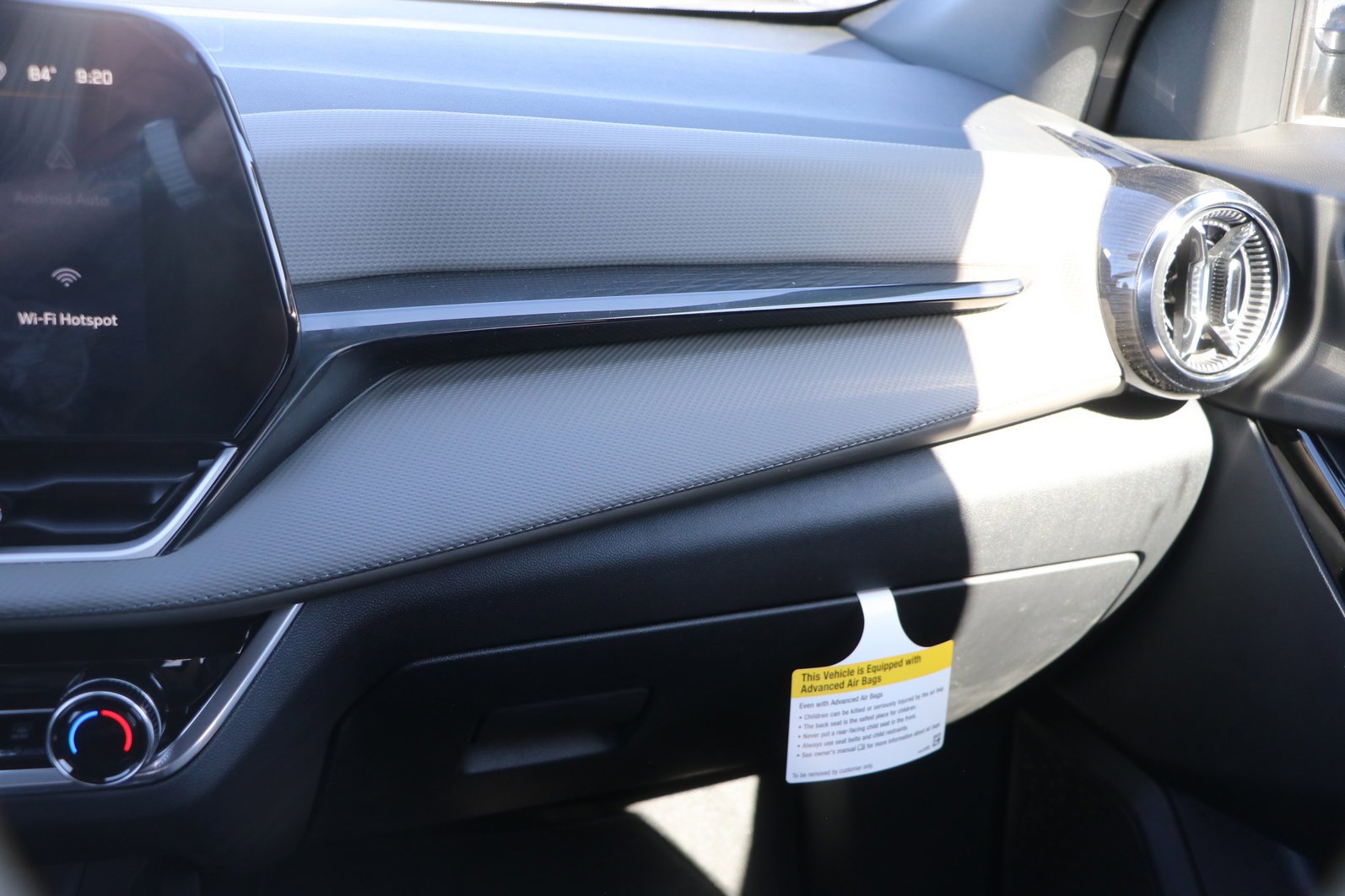 Used 2025 Chevrolet Colorado W/T w/ Advanced Trailering Package RWD image 27