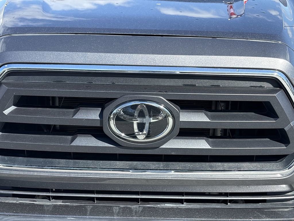 Used 2023 Toyota Tacoma SR5 w/ Technology Package image 32
