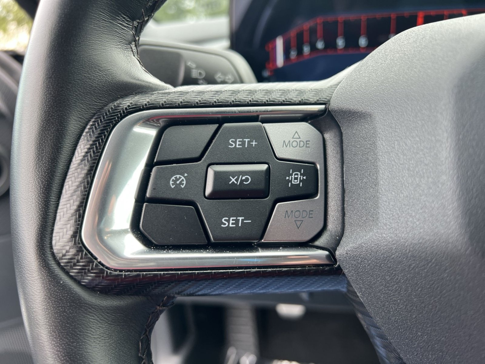 Used 2025 Ford Mustang GT Premium RWD image 34