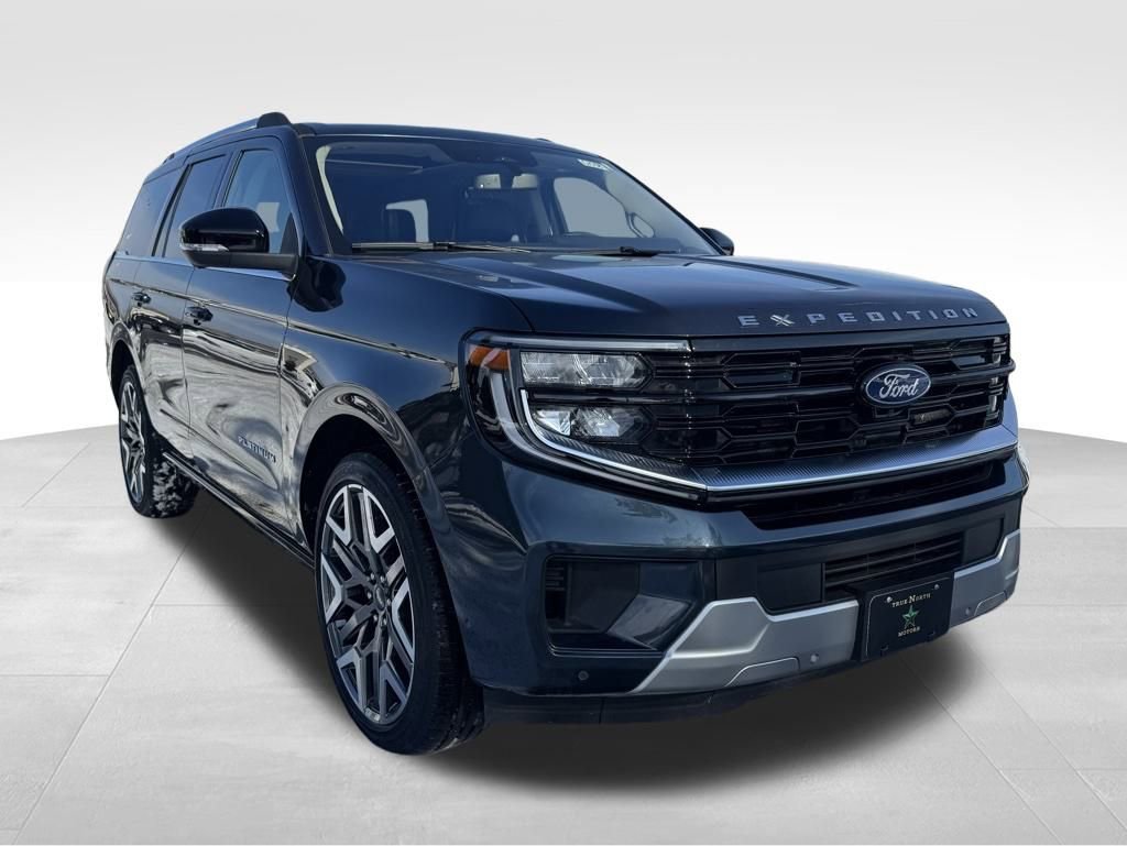 Used 2025 Ford Expedition Platinum w/ Platinum Ultimate Package image 5