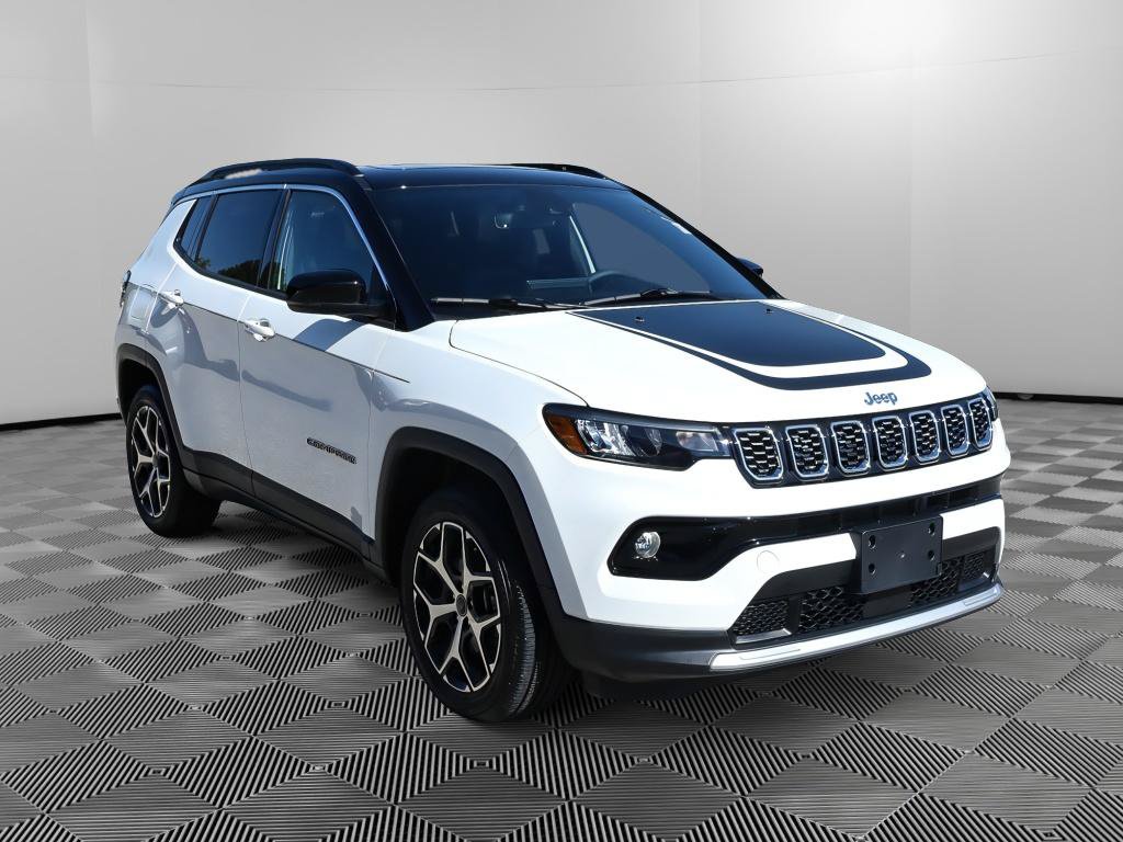 Used 2025 Jeep Compass Limited w/ Sun & Sound Group AWD/4WD image 10