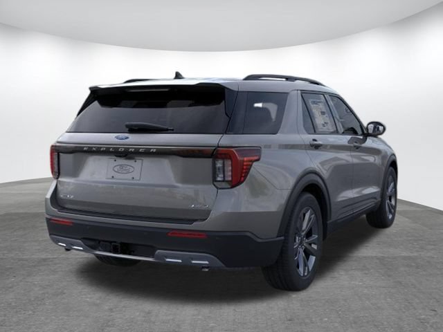 New 2026 Ford Explorer Active w/ Active Comfort Package AWD/4WD image 8