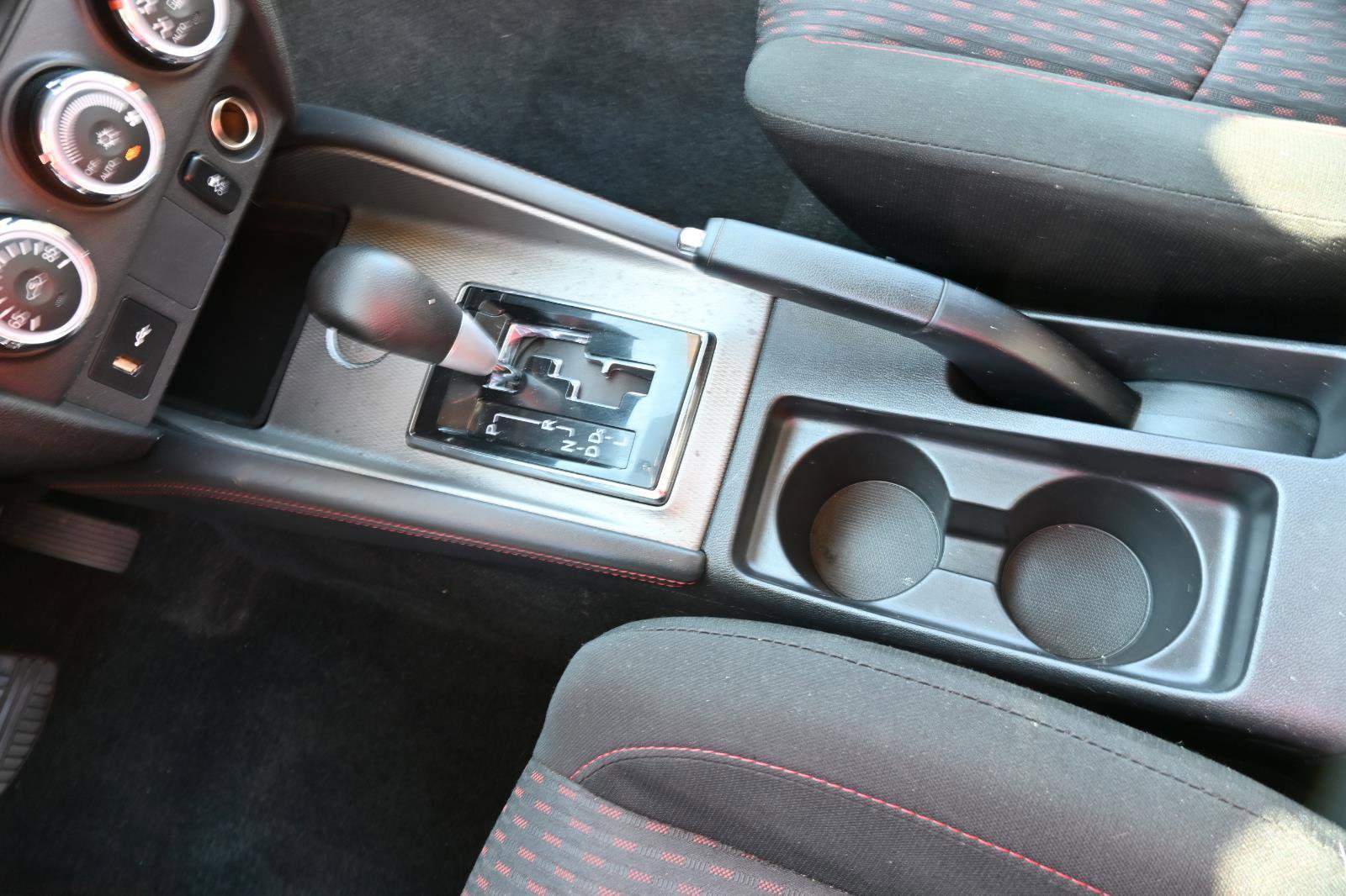Used 2018 Mitsubishi Outlander Sport ES FWD image 23