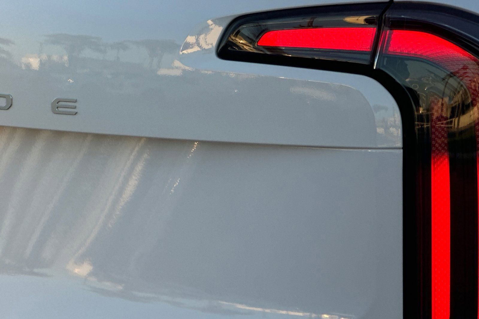 Used 2025 Kia Telluride SX image 30