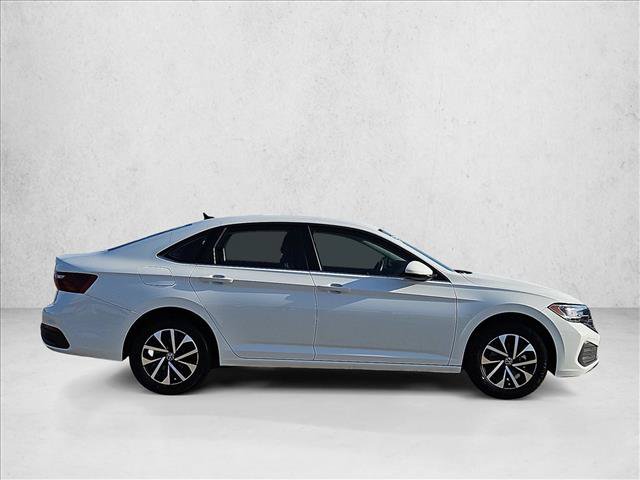 Used 2024 Volkswagen Jetta S FWD image 4