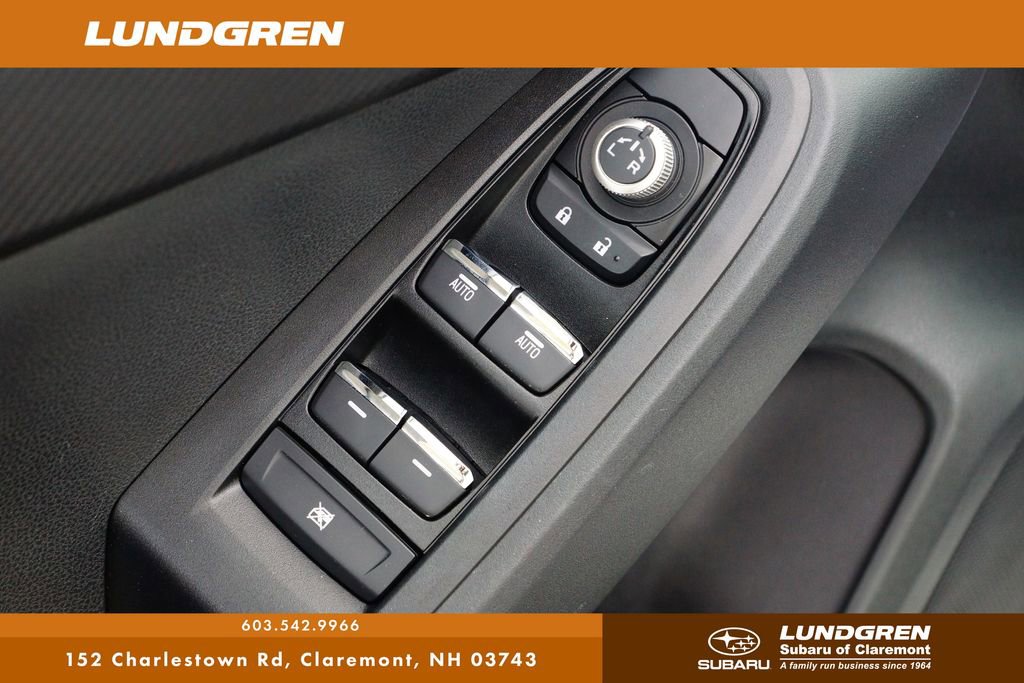 Used 2024 Subaru Crosstrek 2.5i Limited w/ Crosstrek Mirror Package image 28