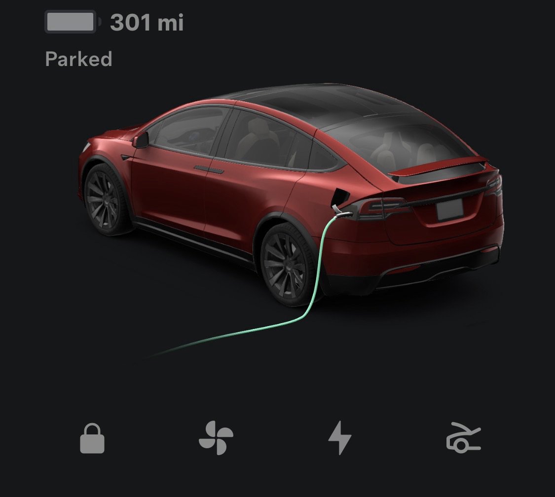 Used 2022 Tesla Model X Plaid image 2