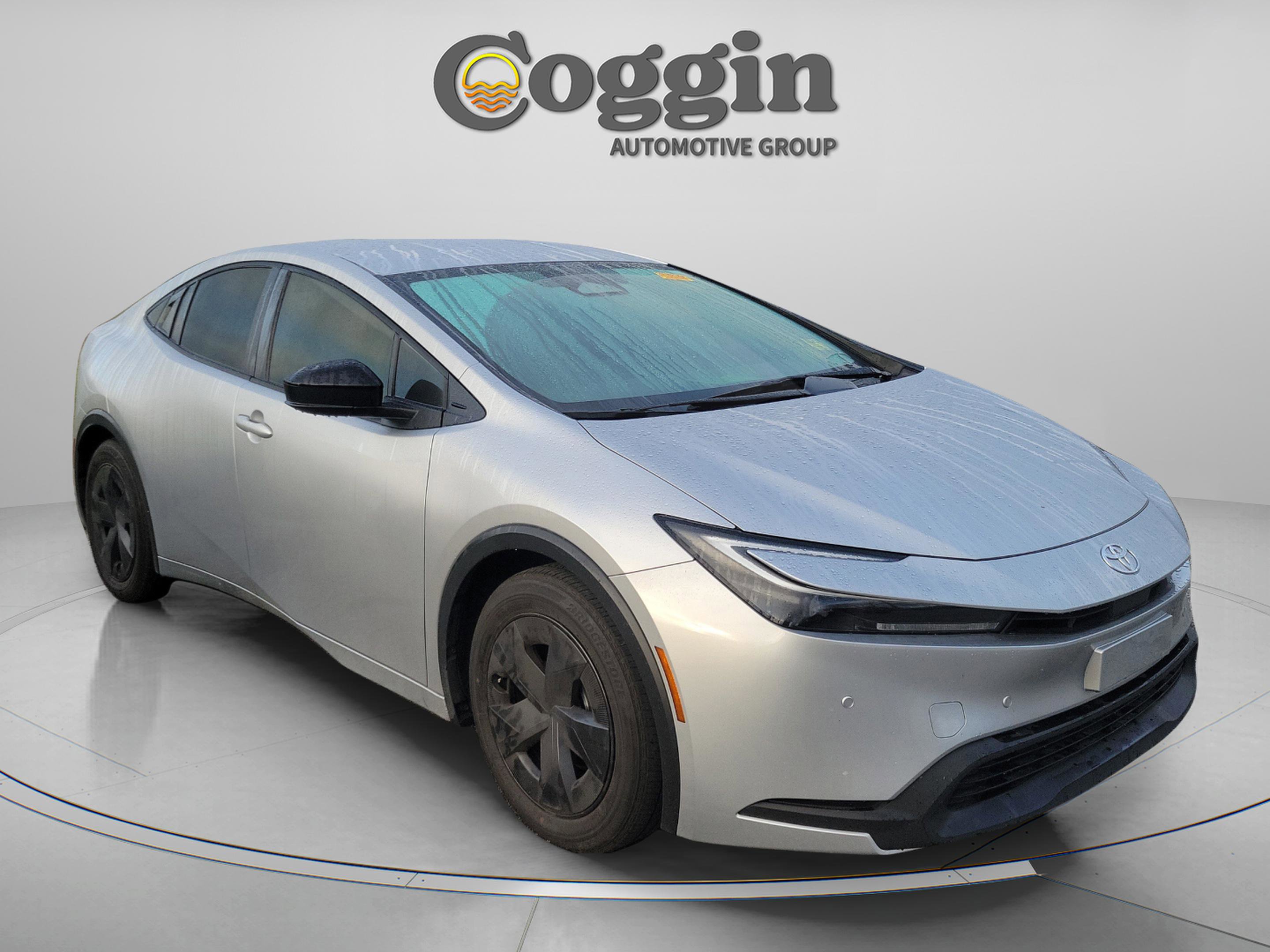 Used 2023 Toyota Prius LE image 6