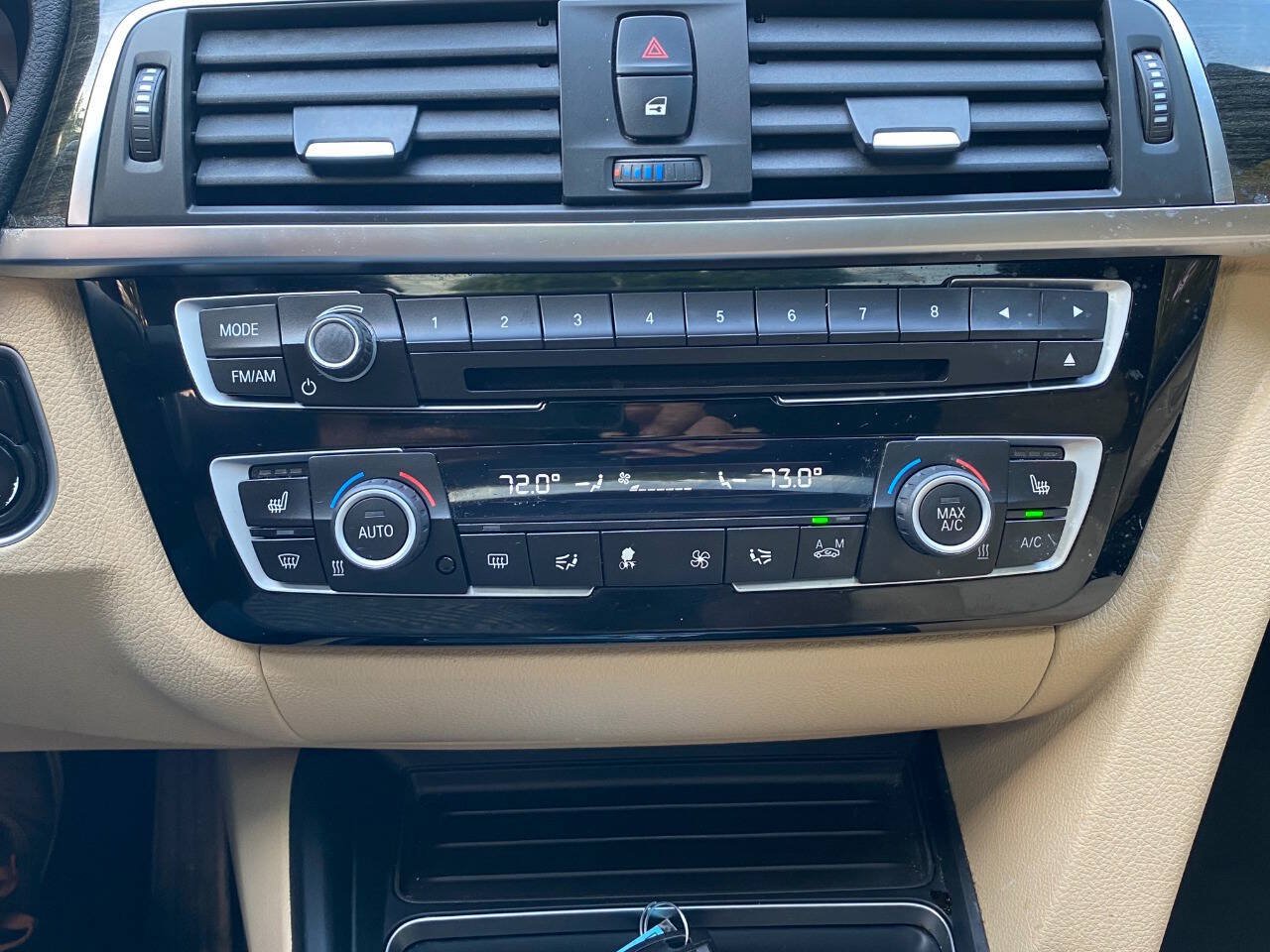 Used 2018 BMW 330i xDrive Sedan AWD/4WD image 29