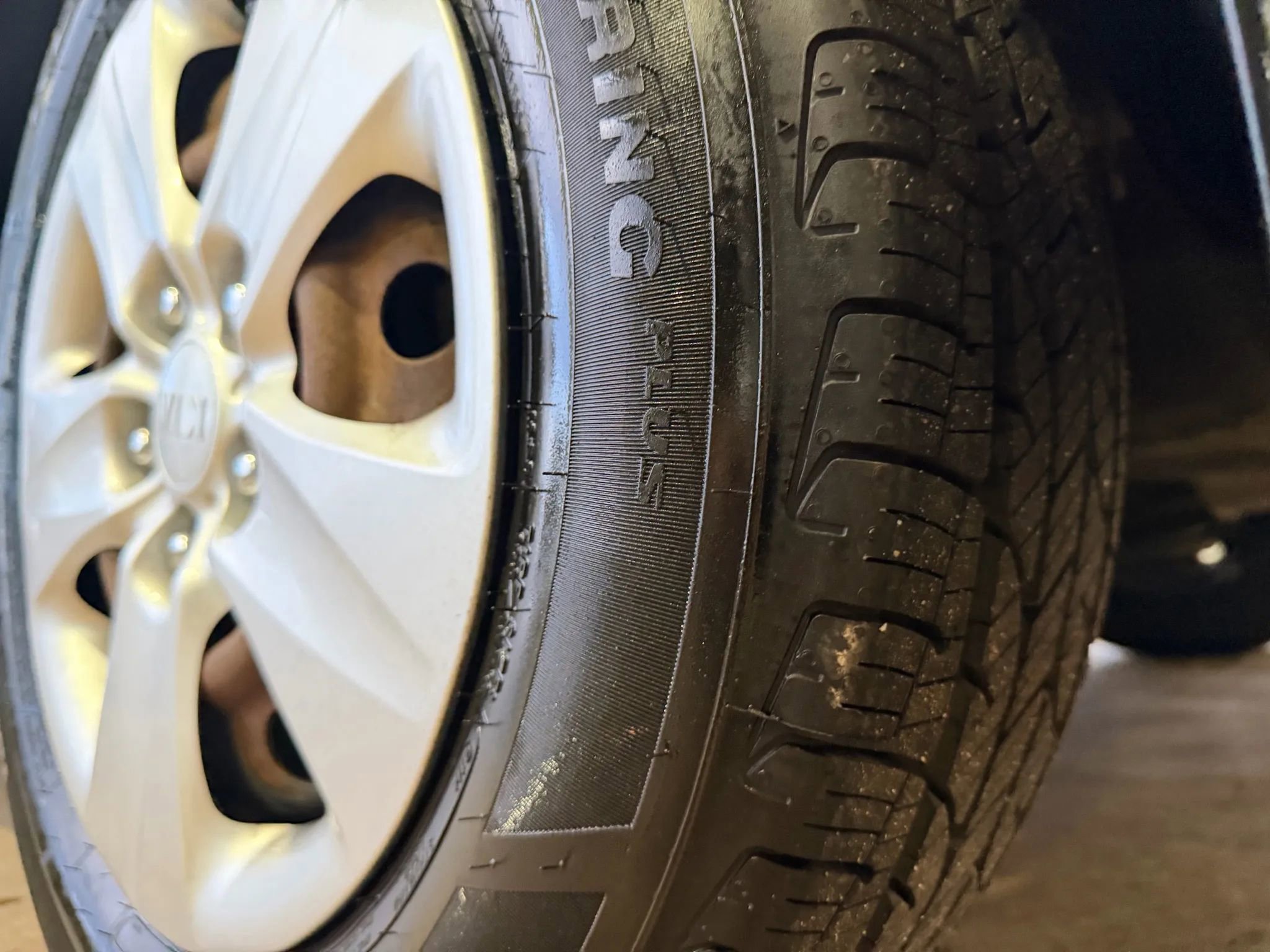 Used 2016 Kia Forte LX image 25