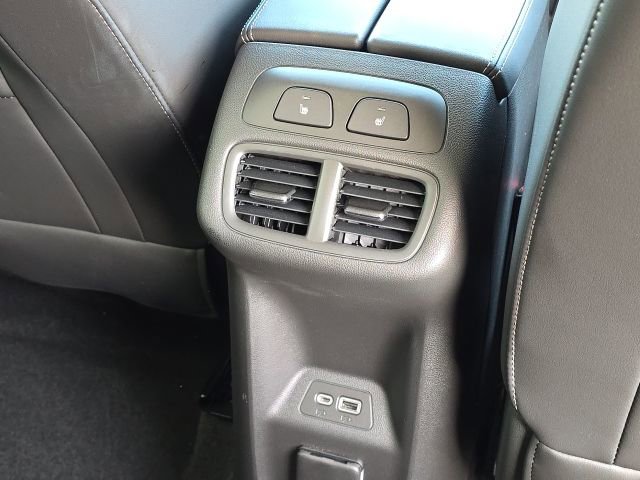 Used 2023 Buick Envision Avenir AWD/4WD image 18