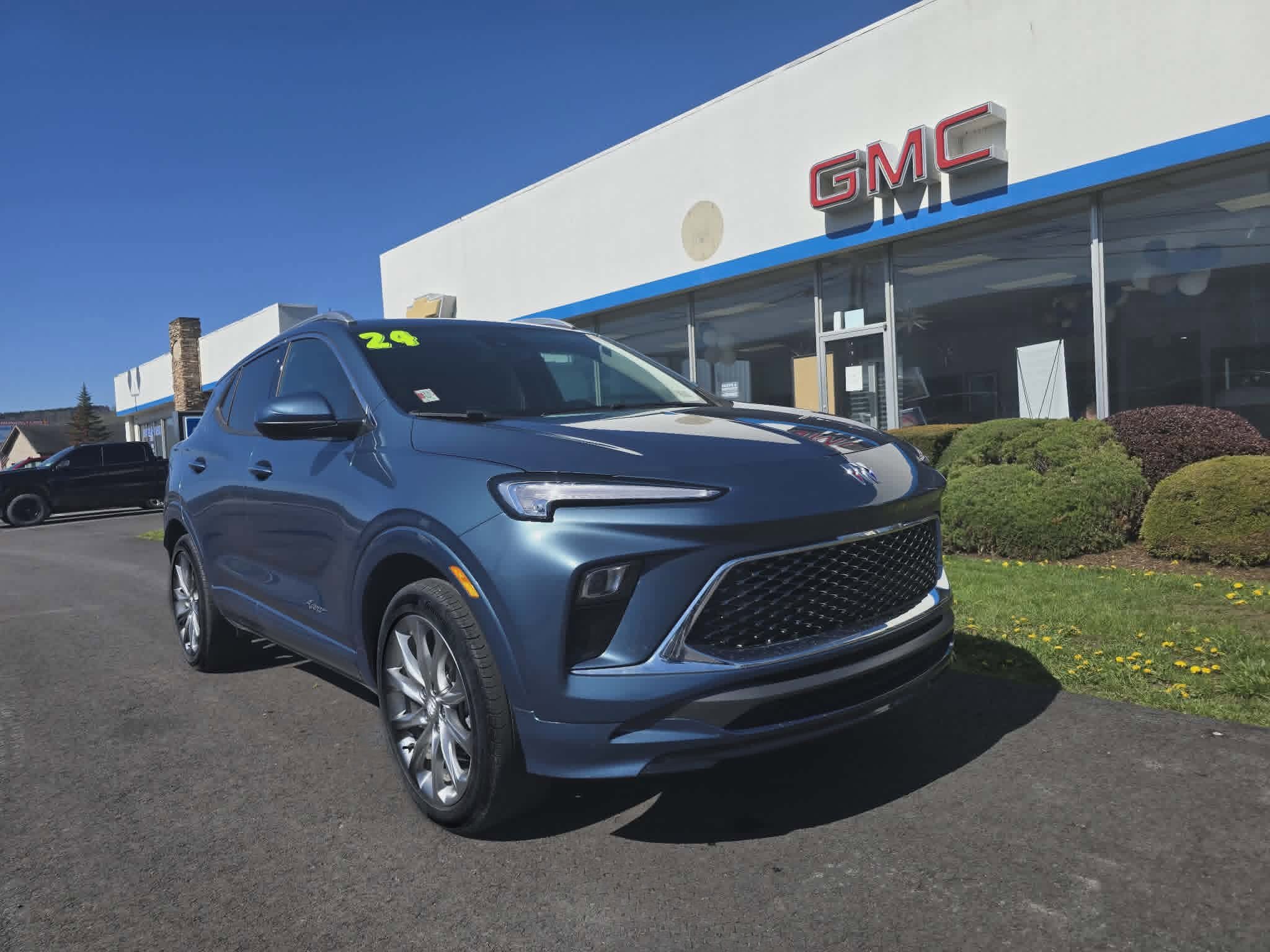 Used 2024 Buick Encore GX Avenir w/ Avenir Convenience Package