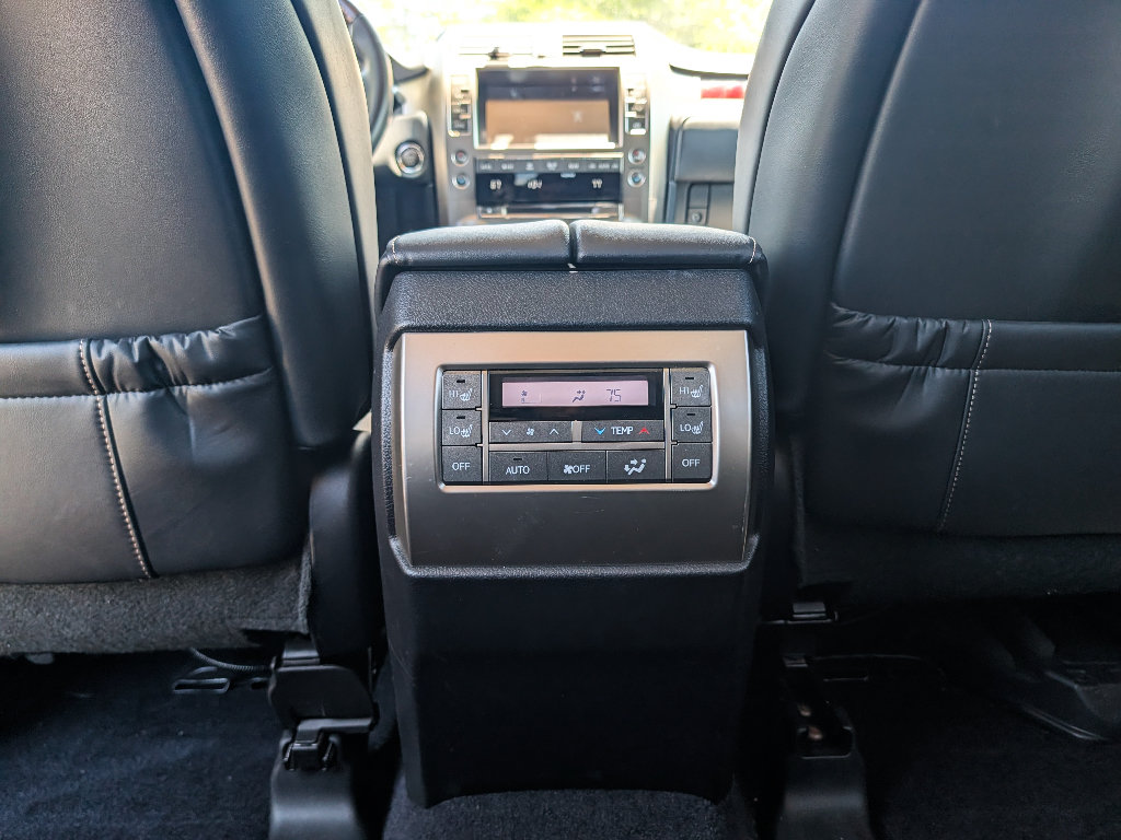 Used 2019 Lexus GX 460 Premium AWD/4WD image 19