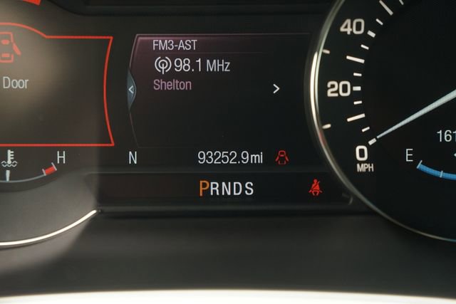 Used 2016 Lincoln MKX Reserve w/ Technology Package FWD image 26