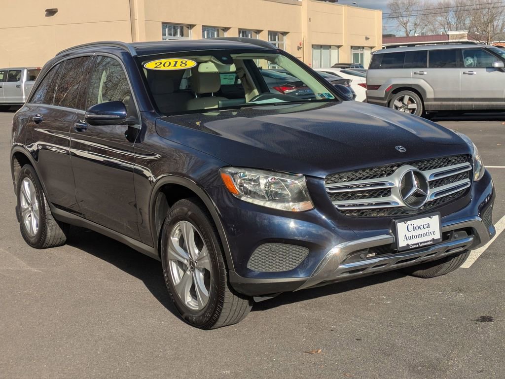 Used 2018 Mercedes-Benz GLC 300 4MATIC image 3