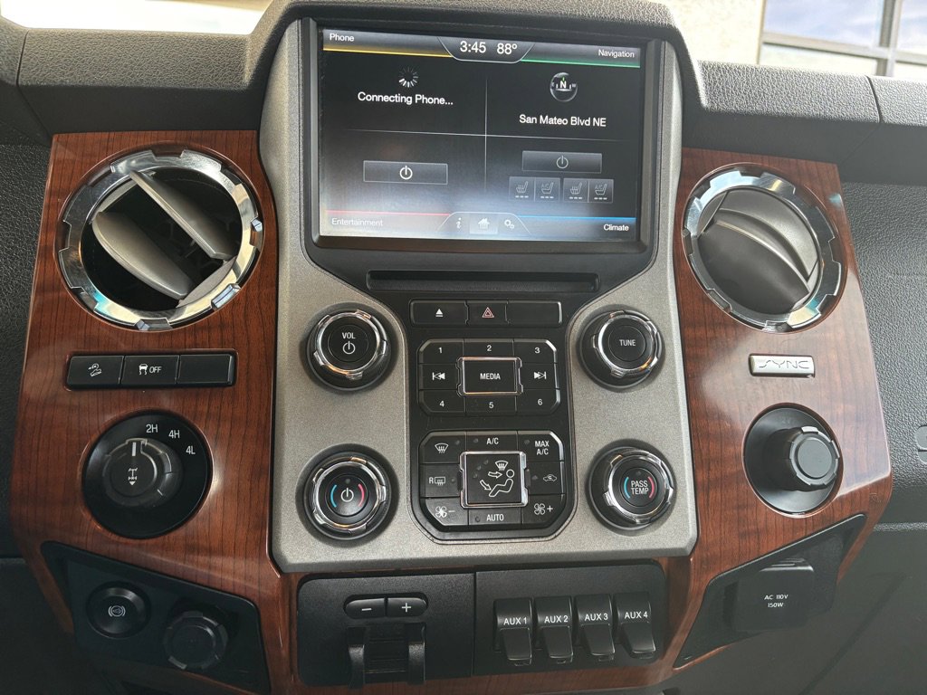 Used 2016 Ford F250 King Ranch w/ King Ranch w/Chrome Package AWD/4WD image 13