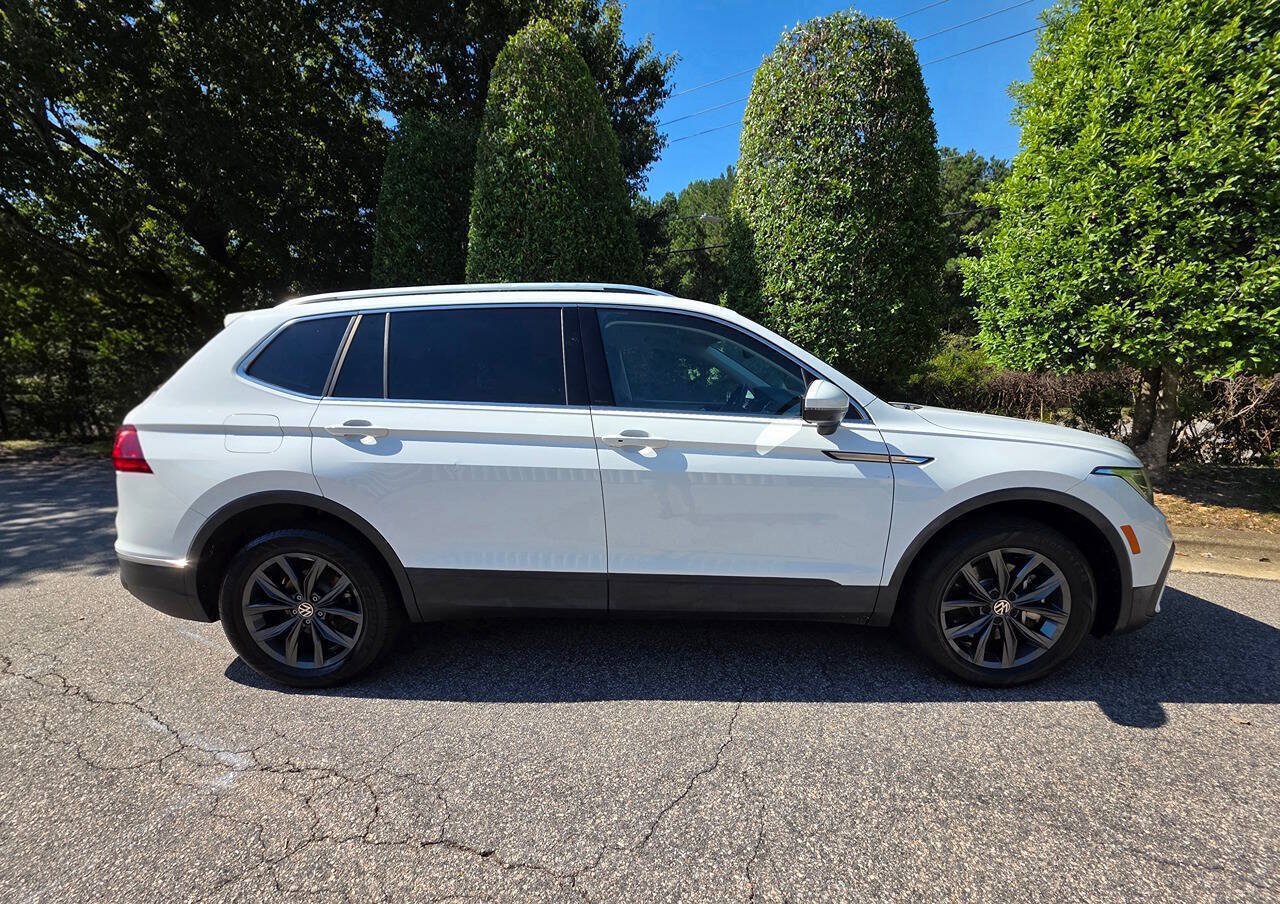 Used 2022 Volkswagen Tiguan SE FWD image 6