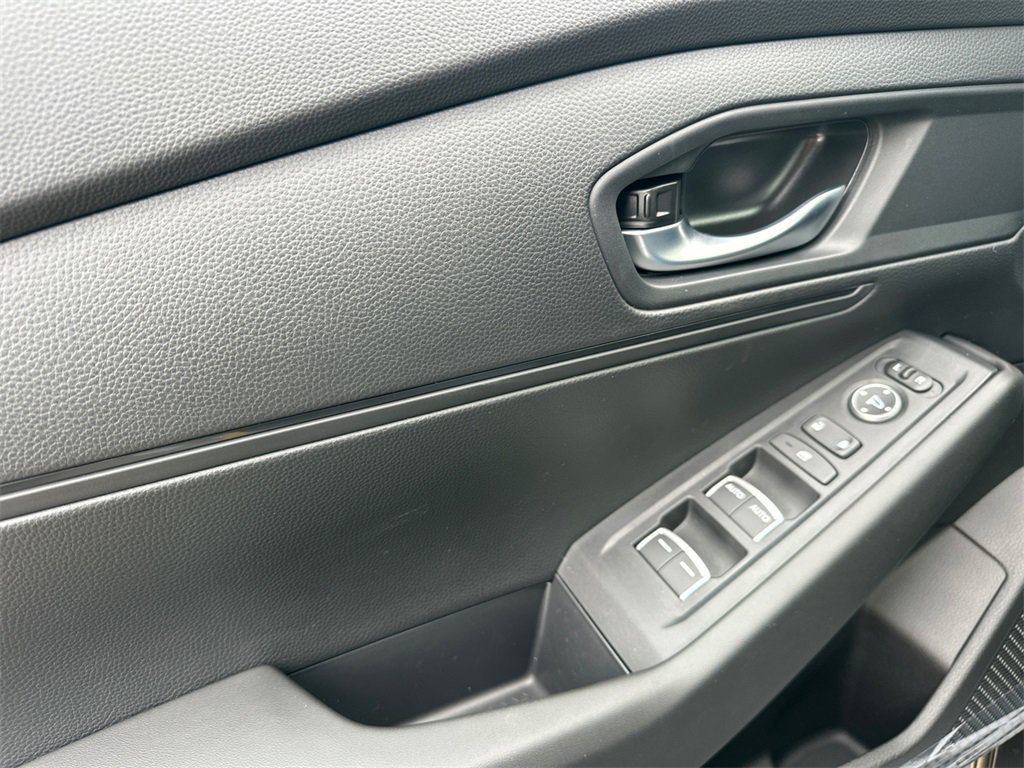 New 2025 Honda Accord LX image 30