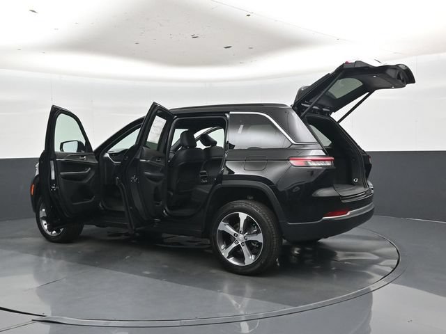 New 2026 Jeep Grand Cherokee Limited AWD/4WD image 48