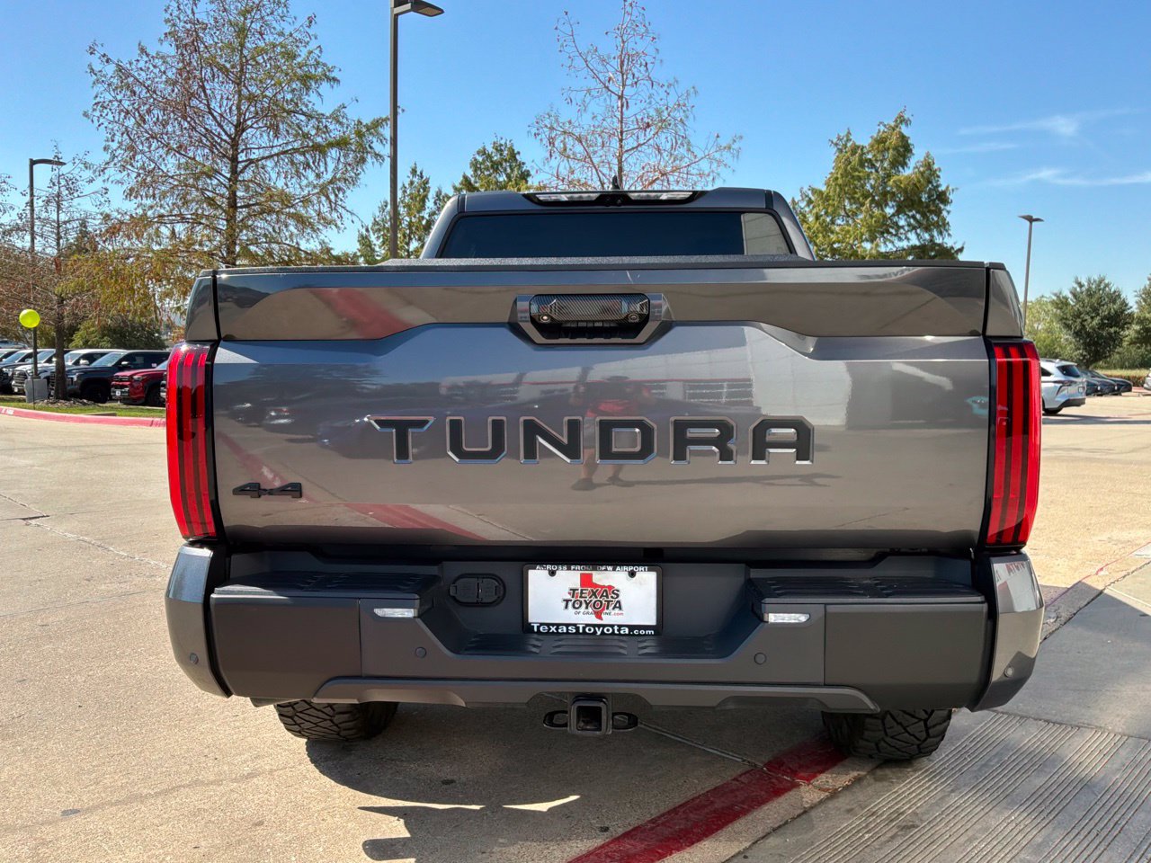 Used 2023 Toyota Tundra Limited w/ TRD Off-Road Package AWD/4WD image 7