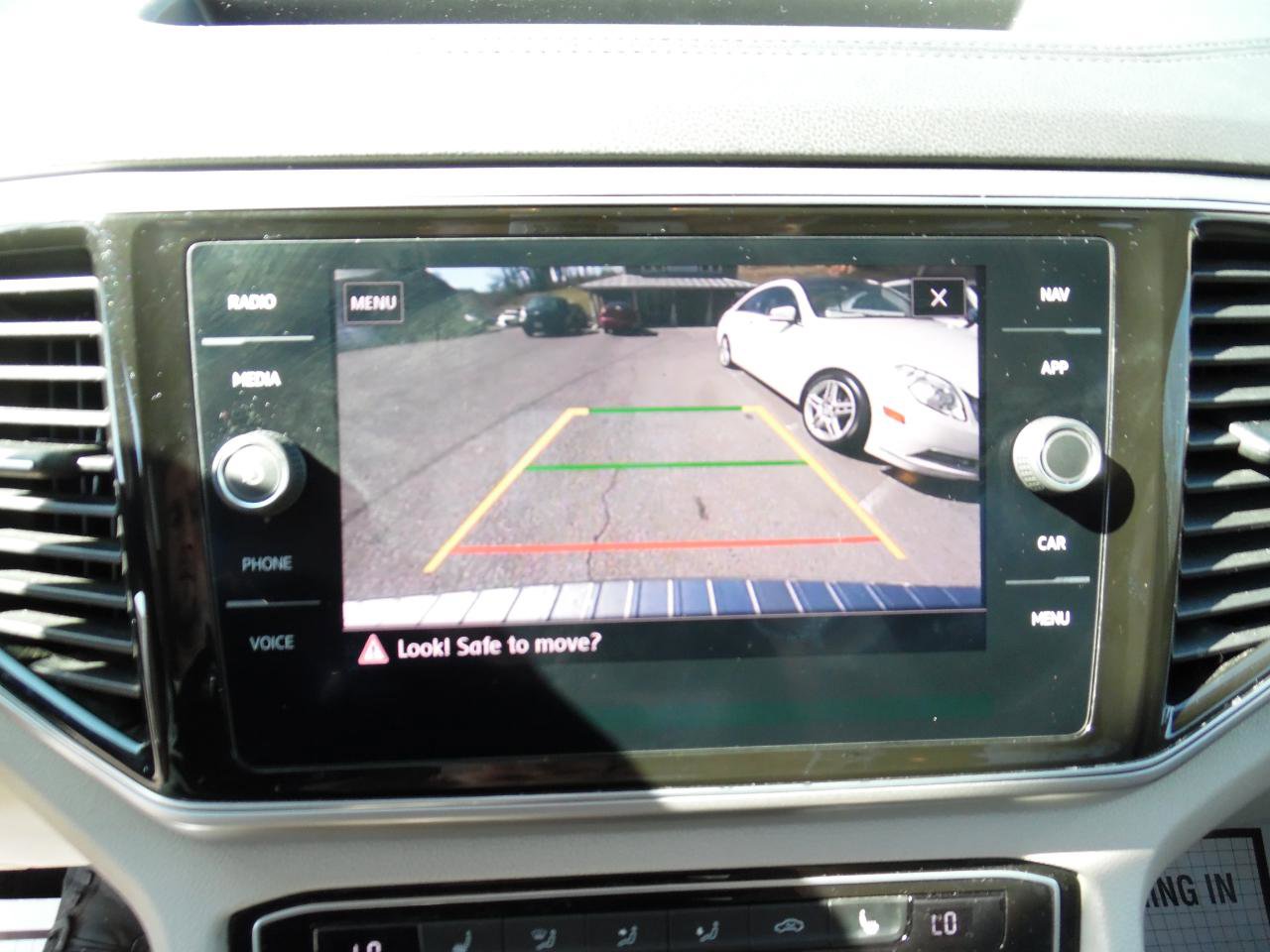 Used 2019 Volkswagen Atlas SEL image 15