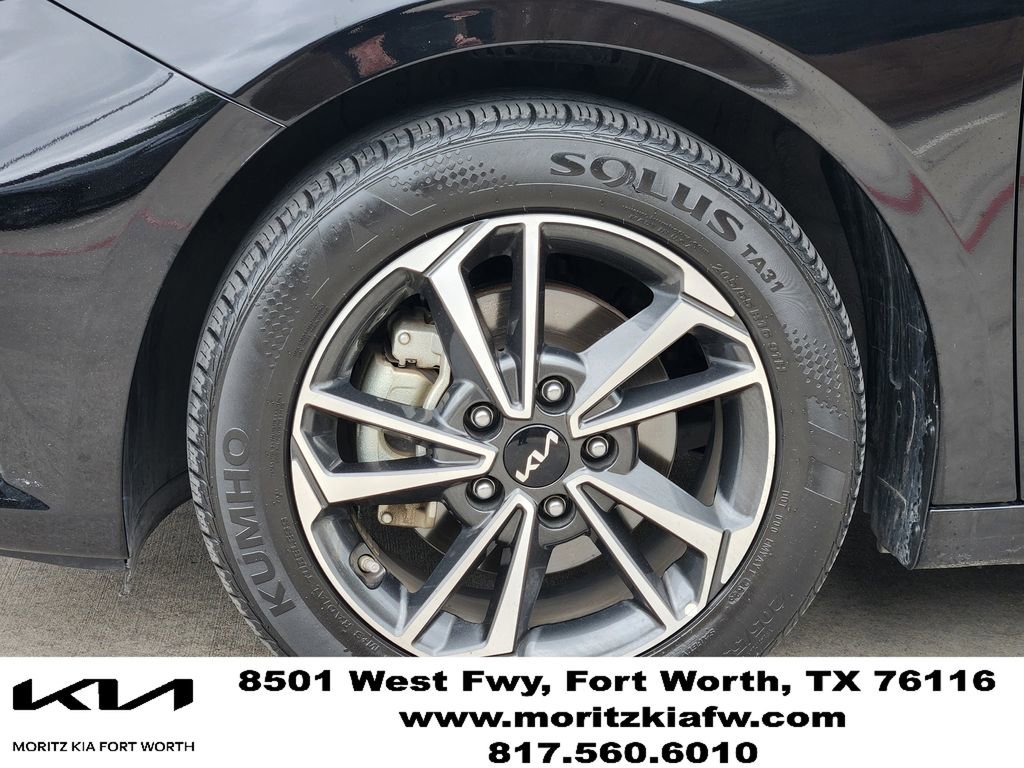 Certified 2023 Kia Forte LXS w/ LXS Technology Package FWD image 9