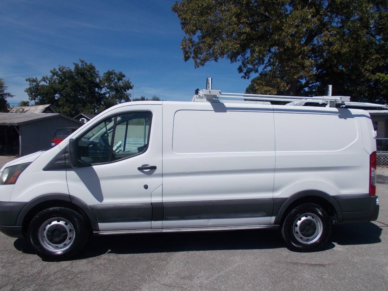 Used 2016 Ford Transit 150 130 Low Roof RWD image 19