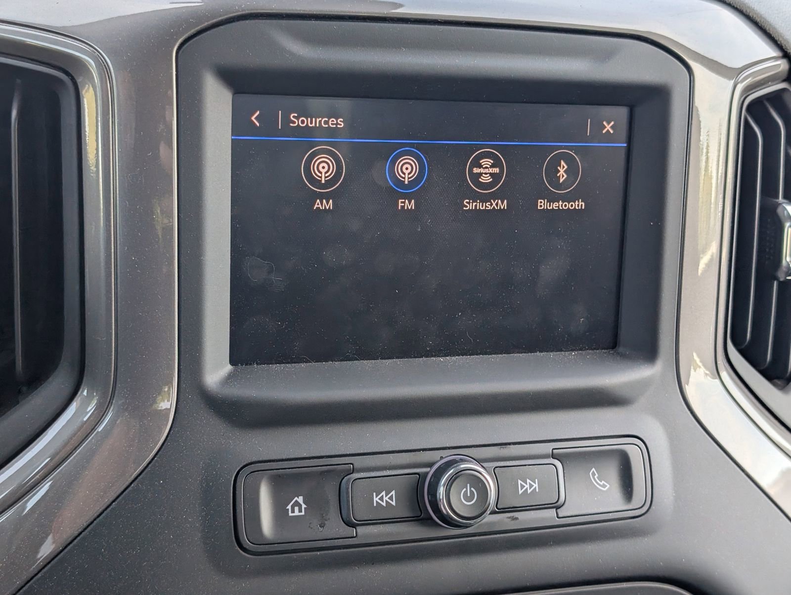 Used 2023 Chevrolet Silverado 1500 Custom image 13