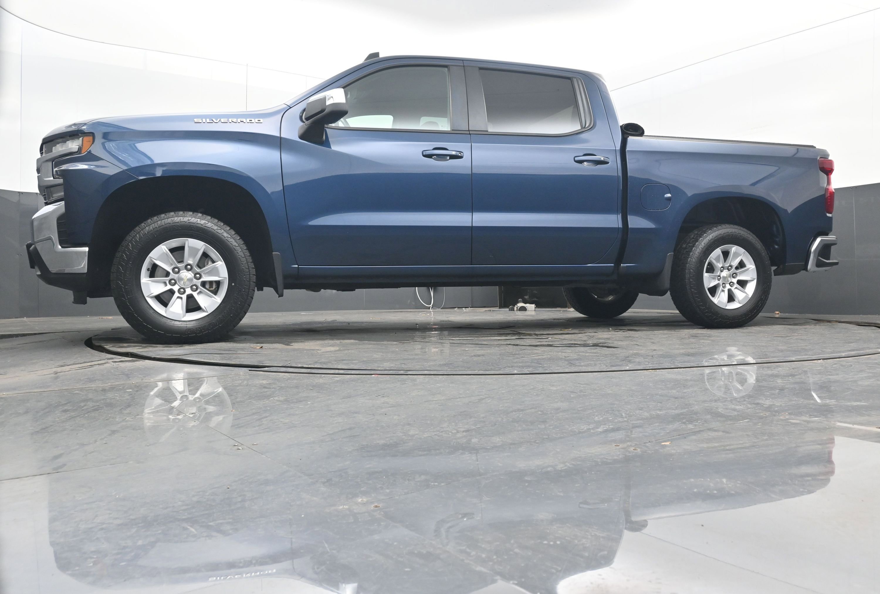 Used 2019 Chevrolet Silverado 1500 LT w/ All-Star Edition image 27
