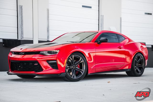 Used 2017 Chevrolet Camaro SS RWD image 41