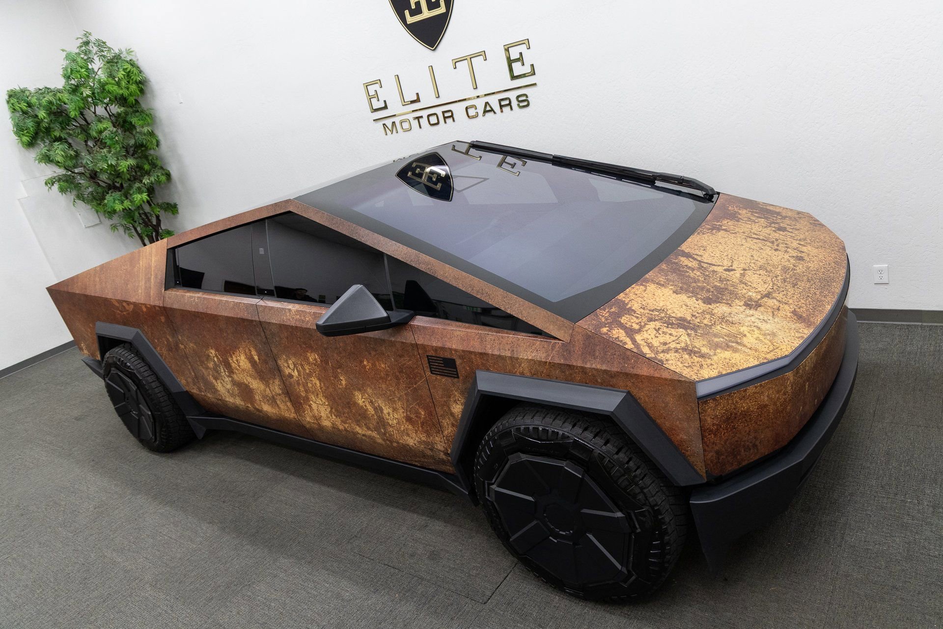 Used 2025 Tesla Cybertruck Cyberbeast image 23