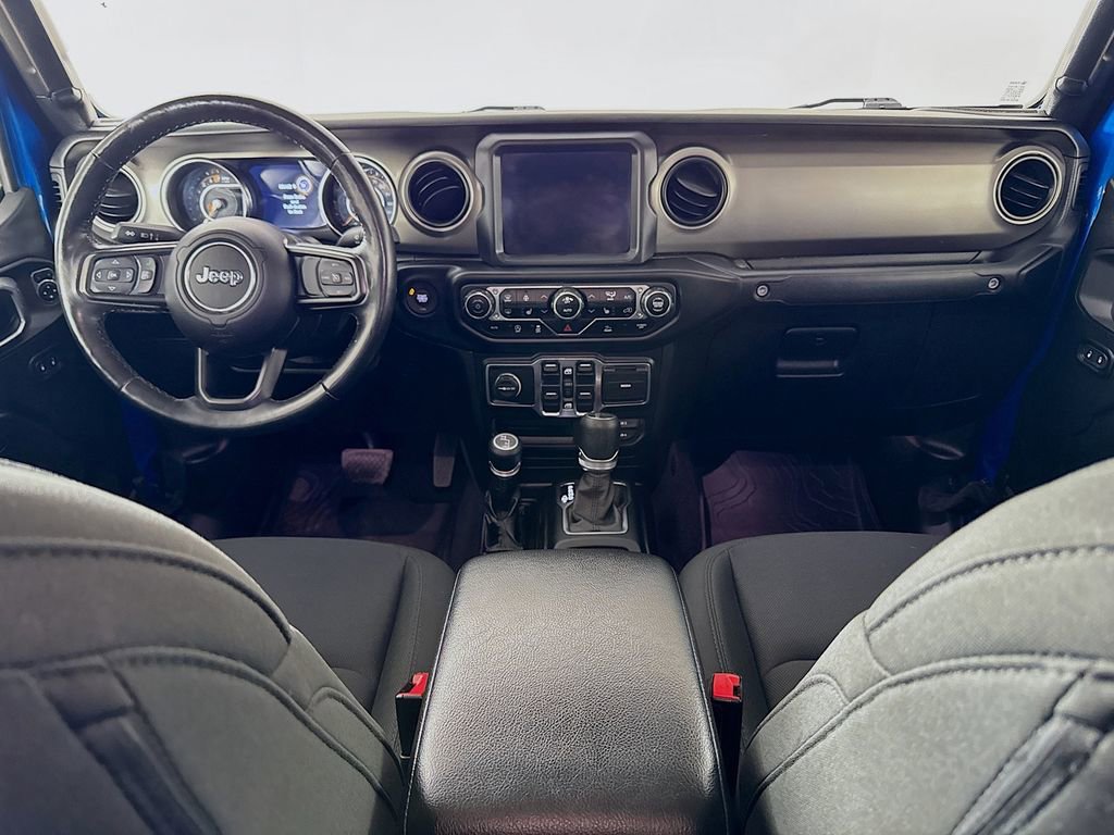 Certified 2021 Jeep Gladiator Willys image 13