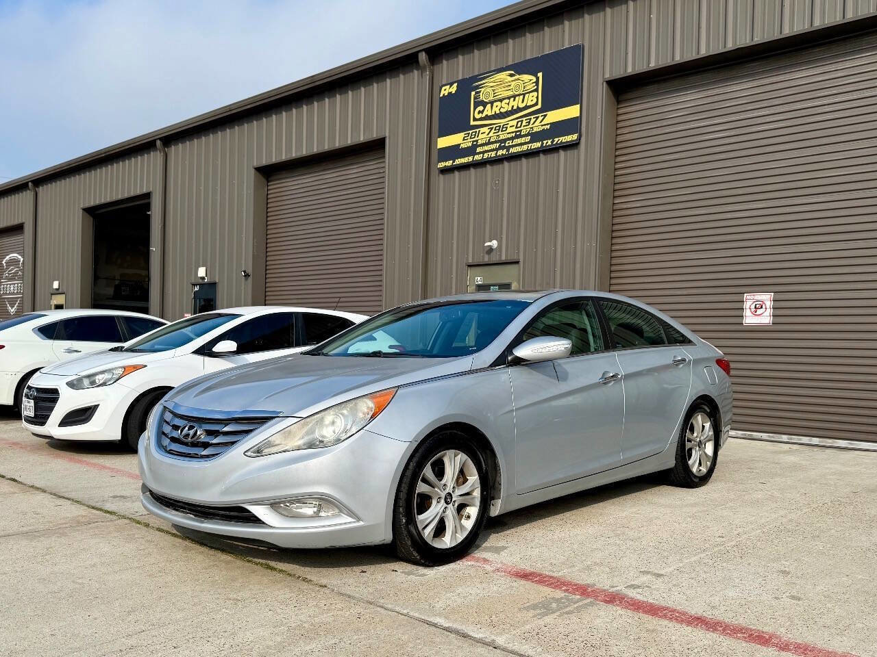 Used 2011 Hyundai Sonata Limited image 2