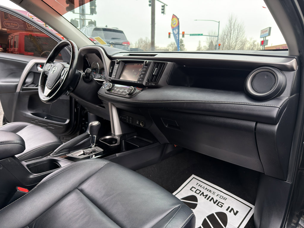 Used 2017 Toyota RAV4 Limited image 16