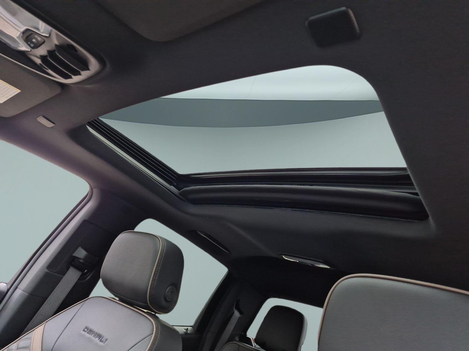 New 2026 GMC Canyon Denali AWD/4WD image 18