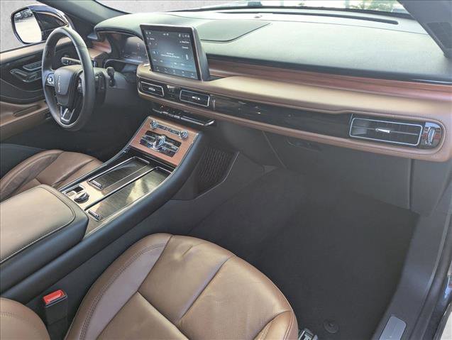 Used 2024 Lincoln Aviator Reserve w/ Equipment Group 201A image 24